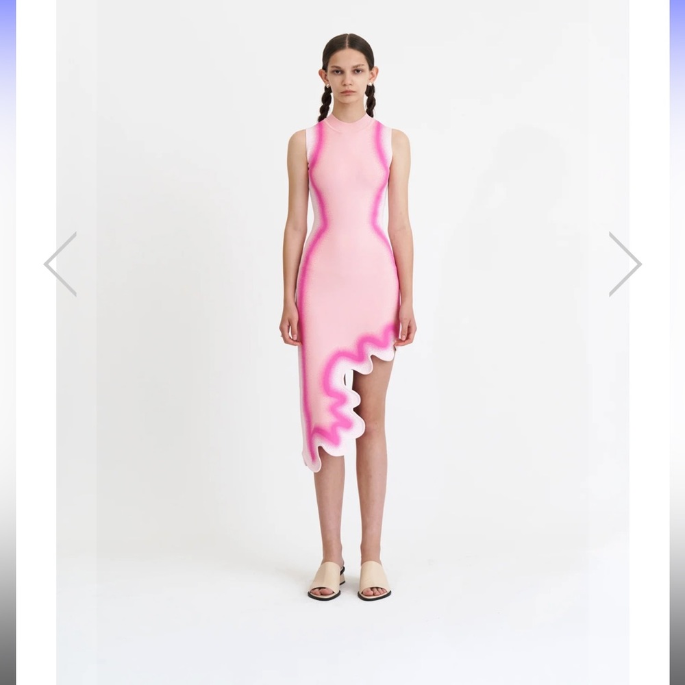 BROOKLYN WAVY ASYMMETRIC DRESS